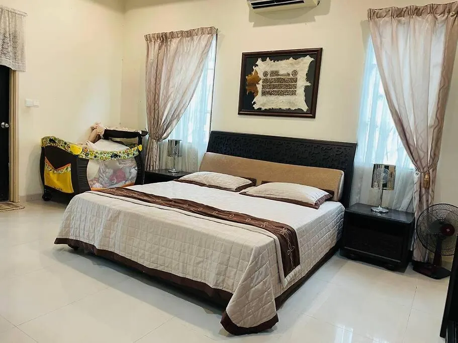 Bungalow In Exclusive Area Nibung Tebal Holiday home