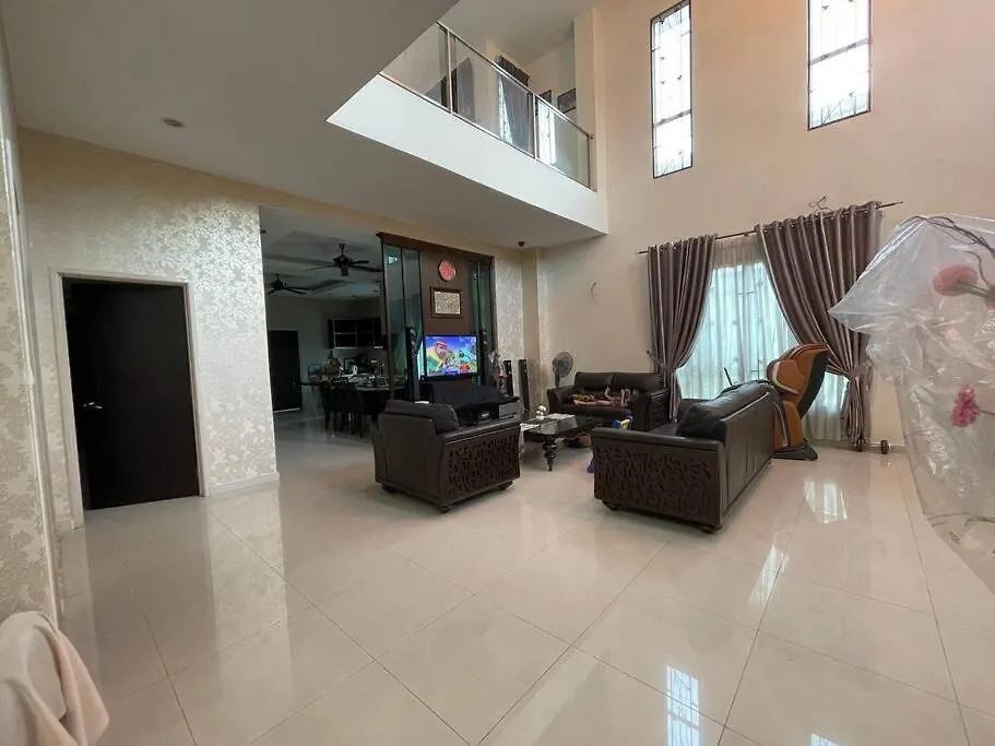 Holiday home Bungalow In Exclusive Area Nibung Tebal Malaysia