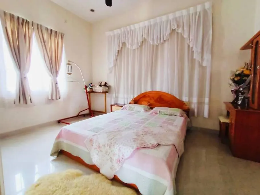 Bungalow In Exclusive Area Nibung Tebal Malaysia